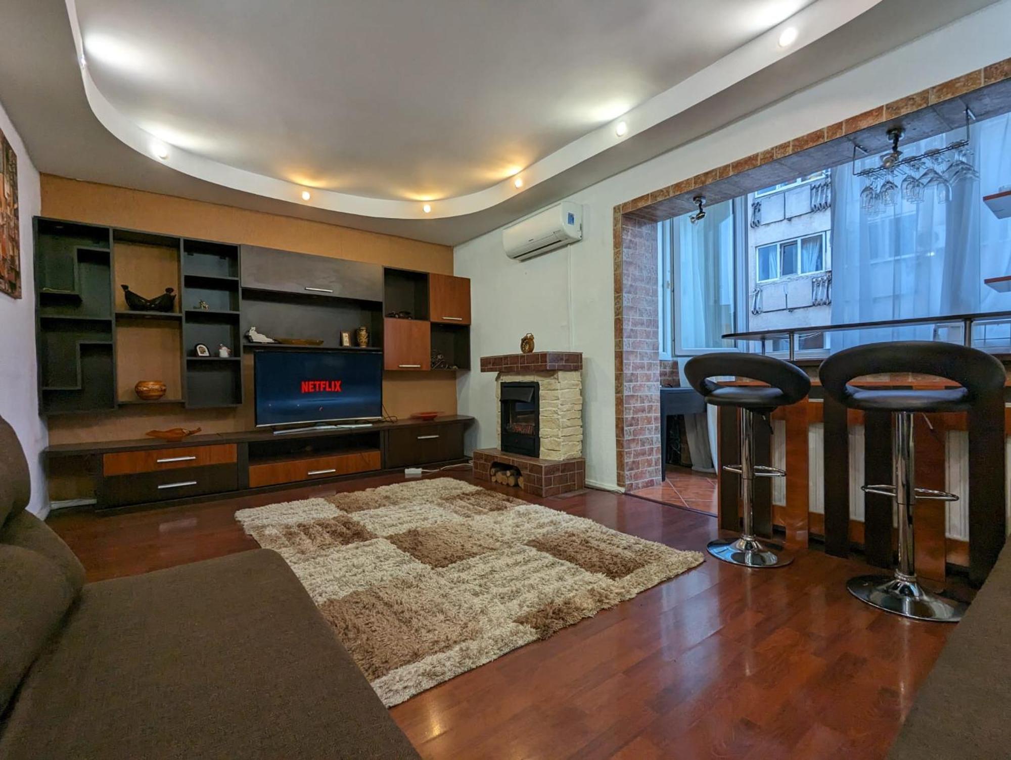Modern Oasis With A Cozy Fireplace Your Stylish Apartment Minutes From Downtown Bucharest Exterior photo